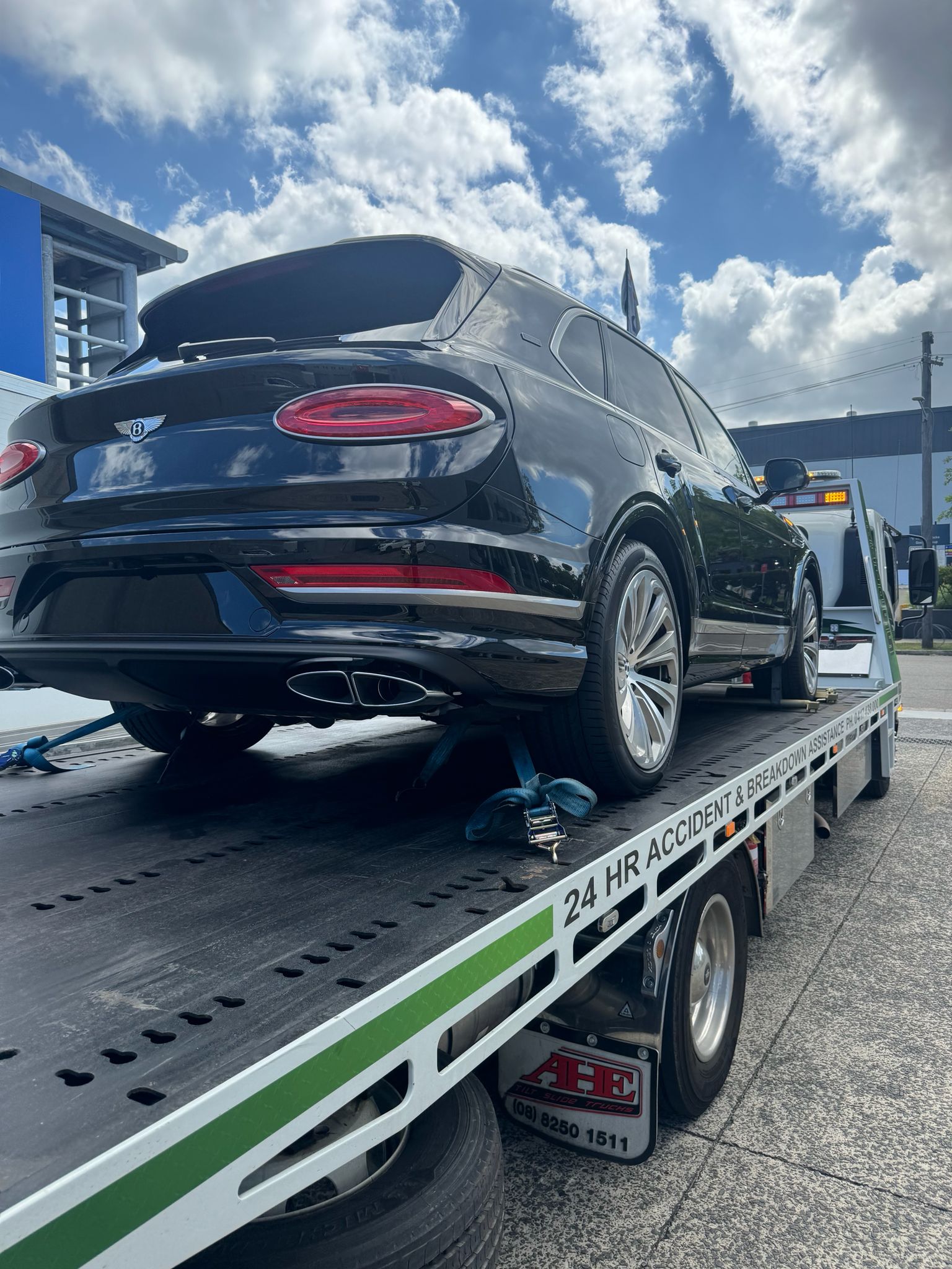 Black Bentley Transport
